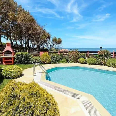 Βίλα Agios Stefanos Avlioton Sleeps 6 Pool T334442 *