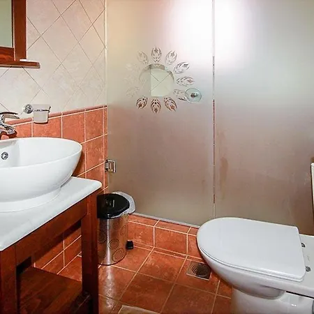 Agios Stefanos Avlioton Sleeps 6 Pool T334442 Βίλα