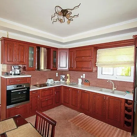 Βίλα Agios Stefanos Avlioton Sleeps 6 Pool T334442
